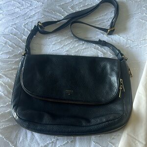 Fossil handbag crossbody very good condition